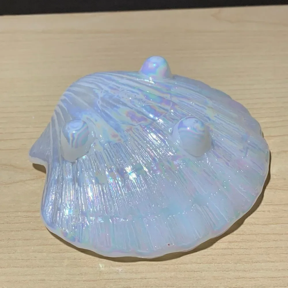 Art Glass AB Shell Trinket Dish‎